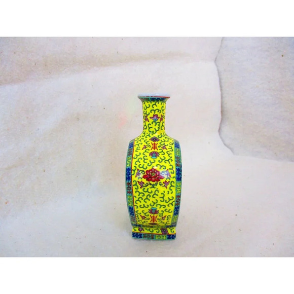 Asian Miniature Yellow Floral vase Chinese  Boho Mini Incense Gift, Bud vase - Picture 4 of 8
